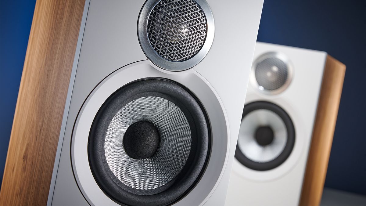 Bowers & Wilkins 607 S3 Review: B&W’s Newest, Smallest, Entry-level ...