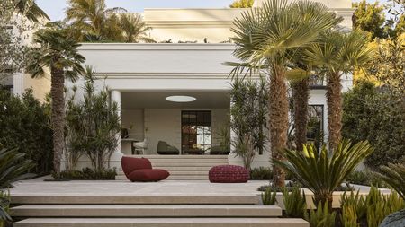 Viewed from the garden, Queen presents itself as a quietly confident composition where architecture, landscape and design exist in perfect balance.