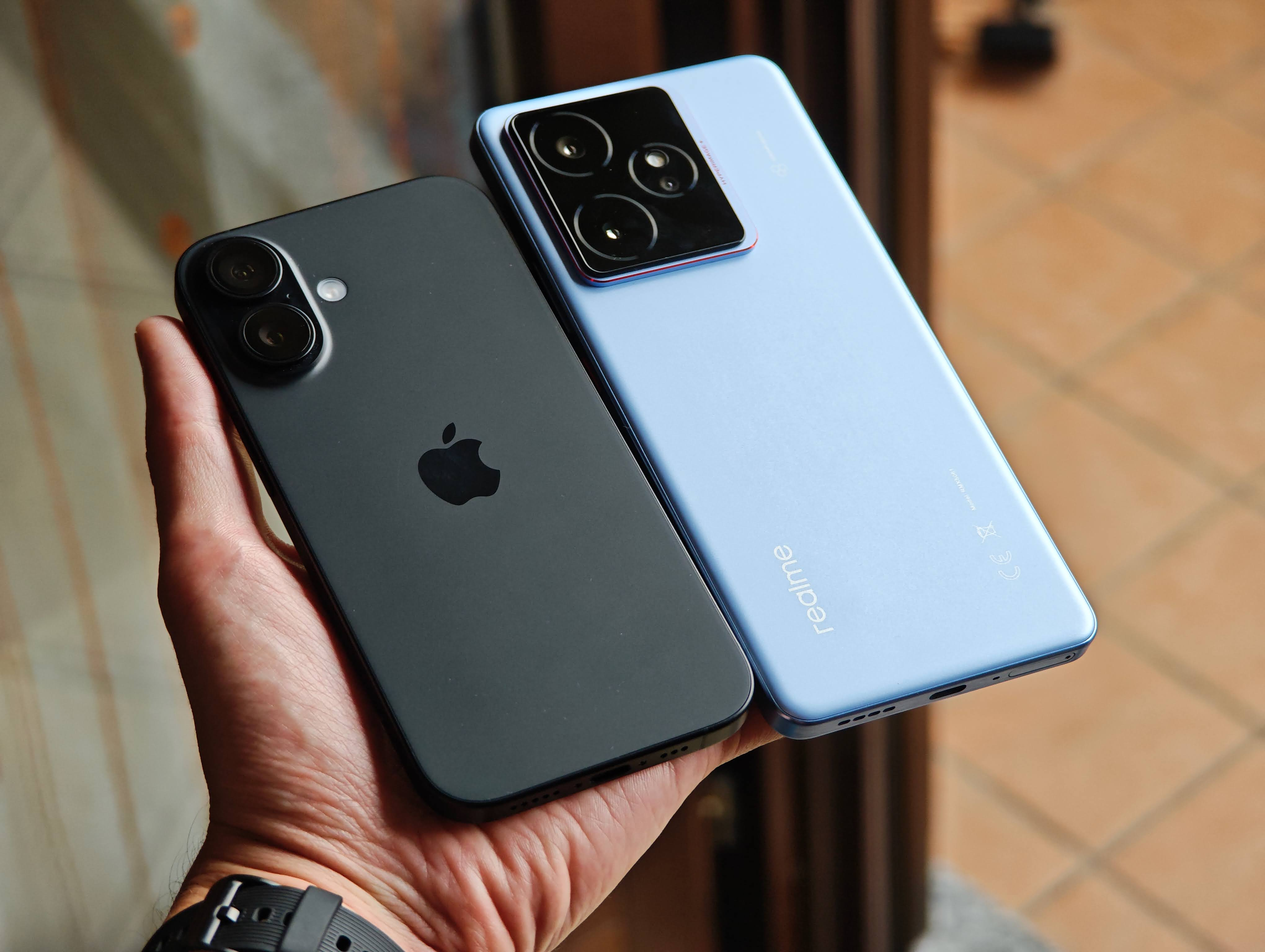 realme GT 7 Vs iPhone 16