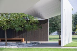 Menil Drawing Institute exterior, designed by Sharon Johnston and Mark Lee
