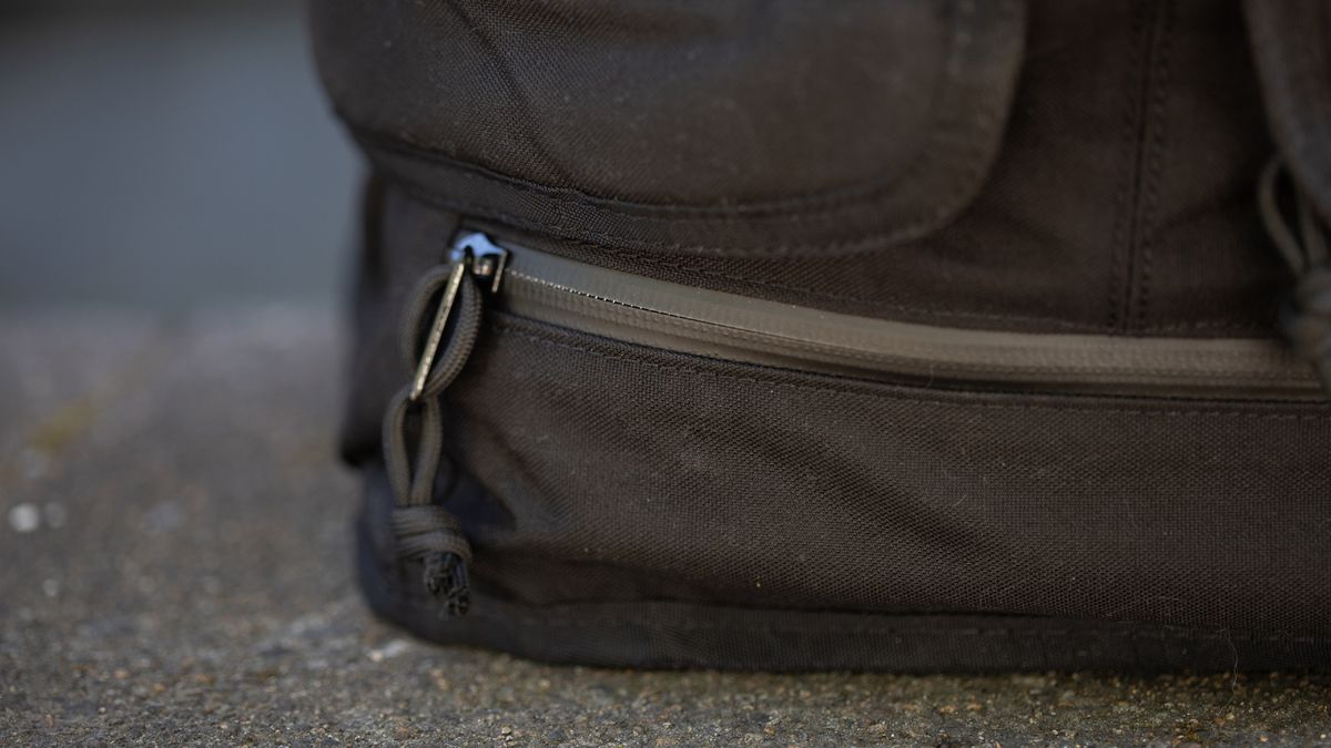 Mission Workshop Rhake aquaguard zippers