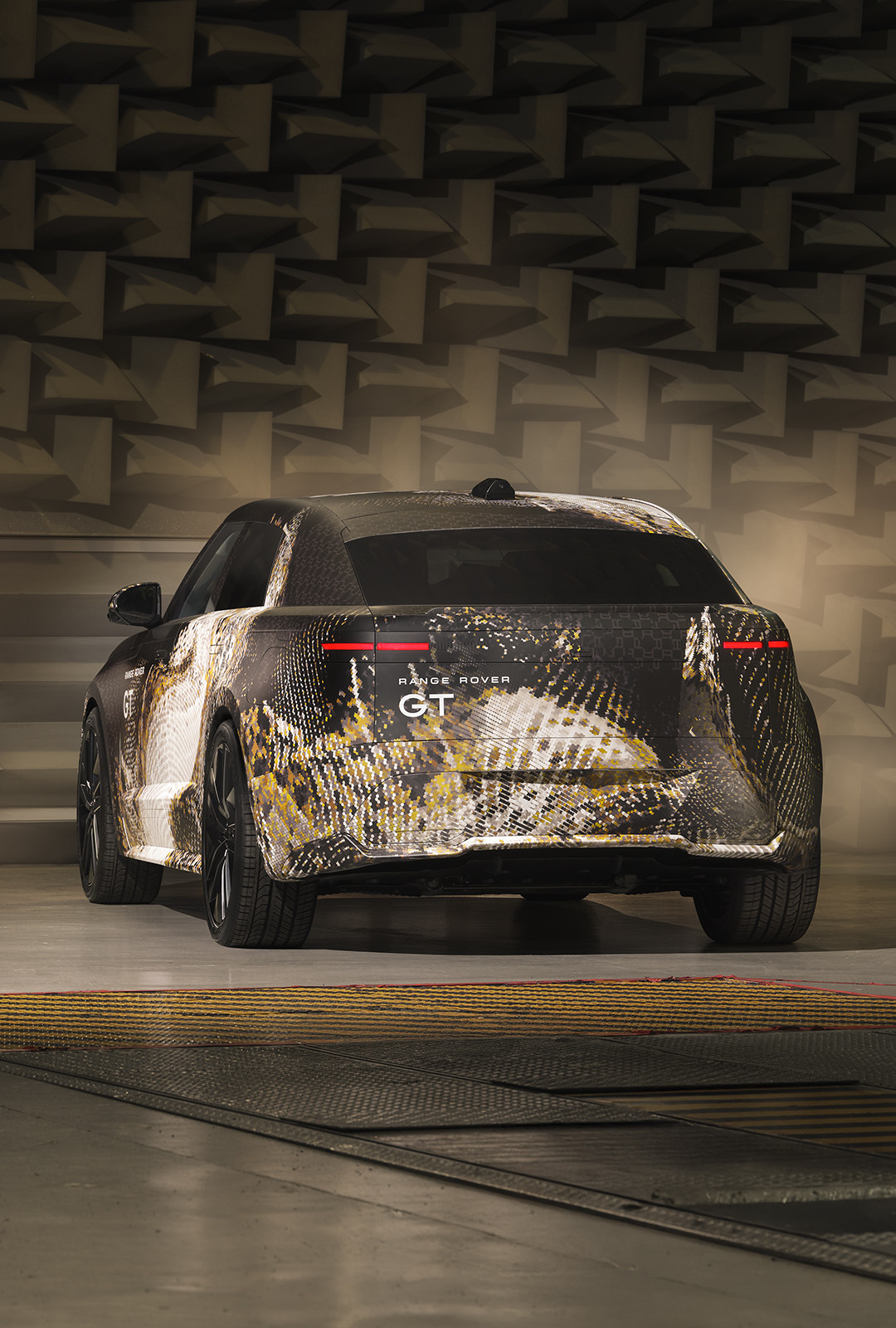 Rear view of the camouflaged Range Rover GT