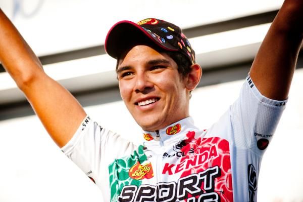 Luis Lemus Davila (Jelly Belly) gets the best young rider's prize.