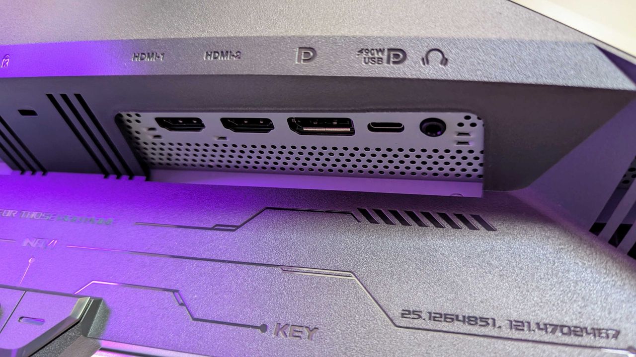 Image of the ASUS ROG Strix OLED 27 (XG27UCDMG) gaming monitor.