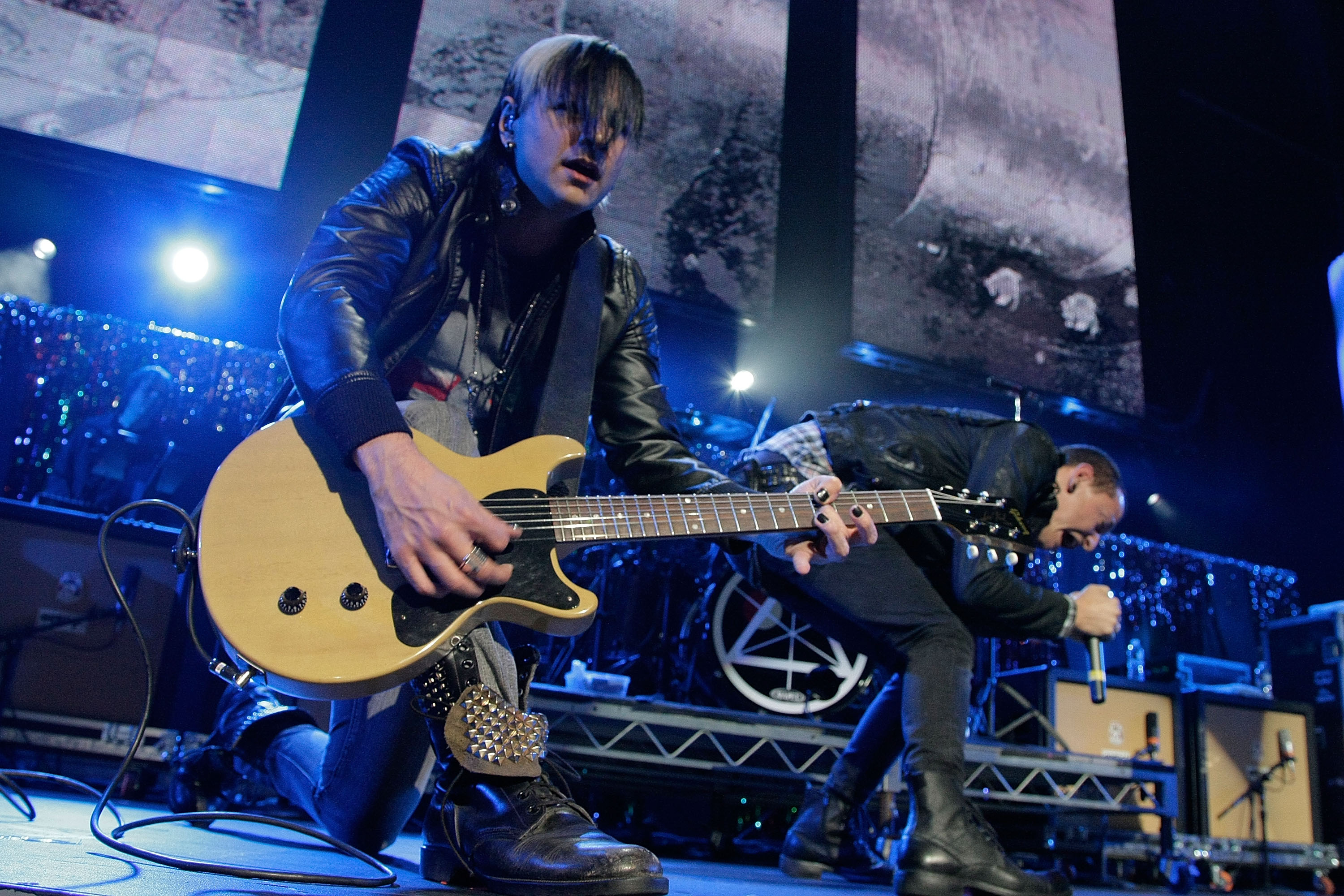 Chester Bennington (R) and Amir Derakh (L) of Dead by Sunrise perform at KROQ's Almost Acoustic Christmas 2009 - Day 1 at Gibson‌ Amphitheatre on December 12,2009 in los Angeles,California
