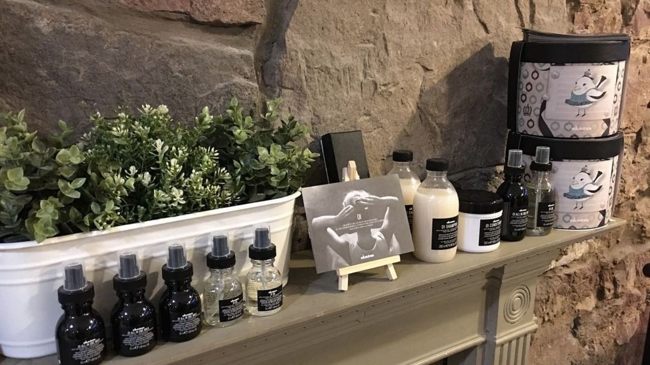 McGills Edinburgh salons