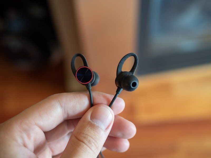 OnePlus Bullets Wireless headphones