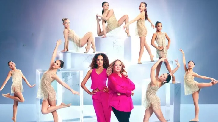 Dance Moms: A New Era S2 on Hulu