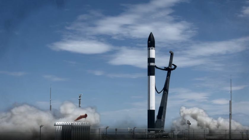 A Rocket Lab Electron rocket attempts to ignite its first-stage engines during the aborted launch of the "Bridging the Swarm" mission on Dec. 15, 2025.