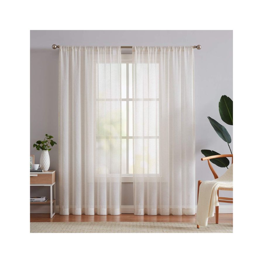 sheer white curtais