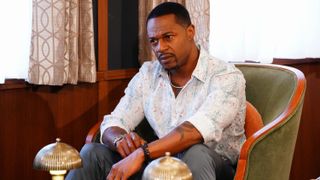 Jermaine Rivers as Damian Kane frowning on a train in The Young and the Restless