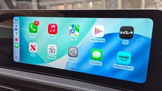 iOS 26 CarPlay Messages.