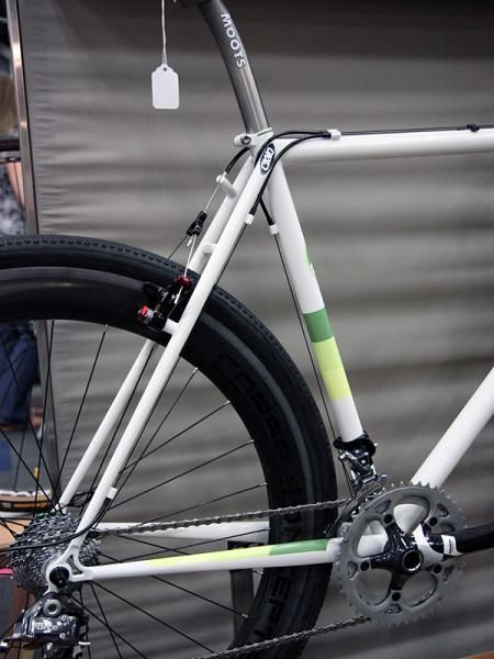 The new Cielo CX Racer features proper race geometry.