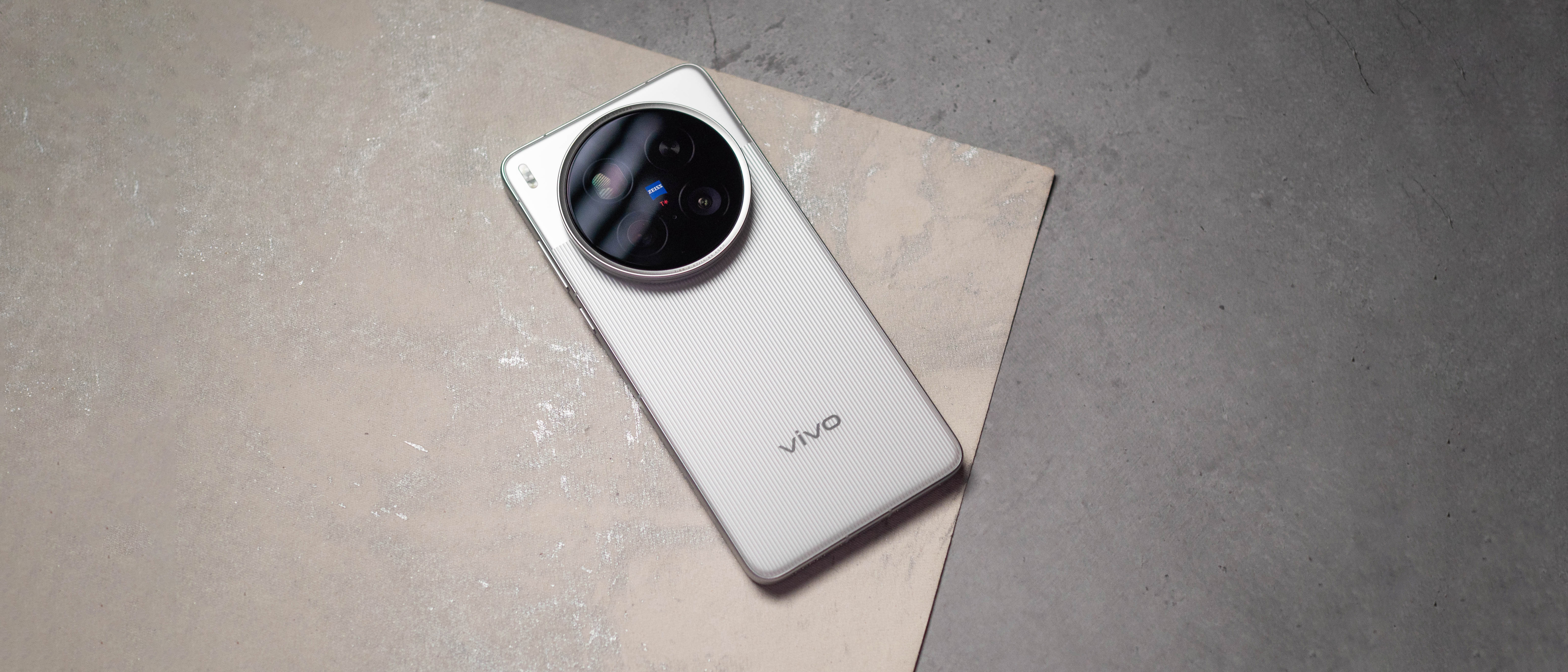 Vivo X200 Ultra back view highlighted against grey background