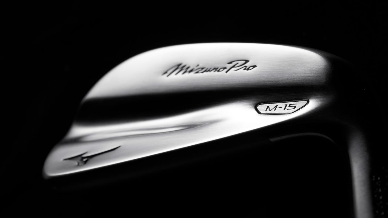 Mizuno M-15 irons close-up shot