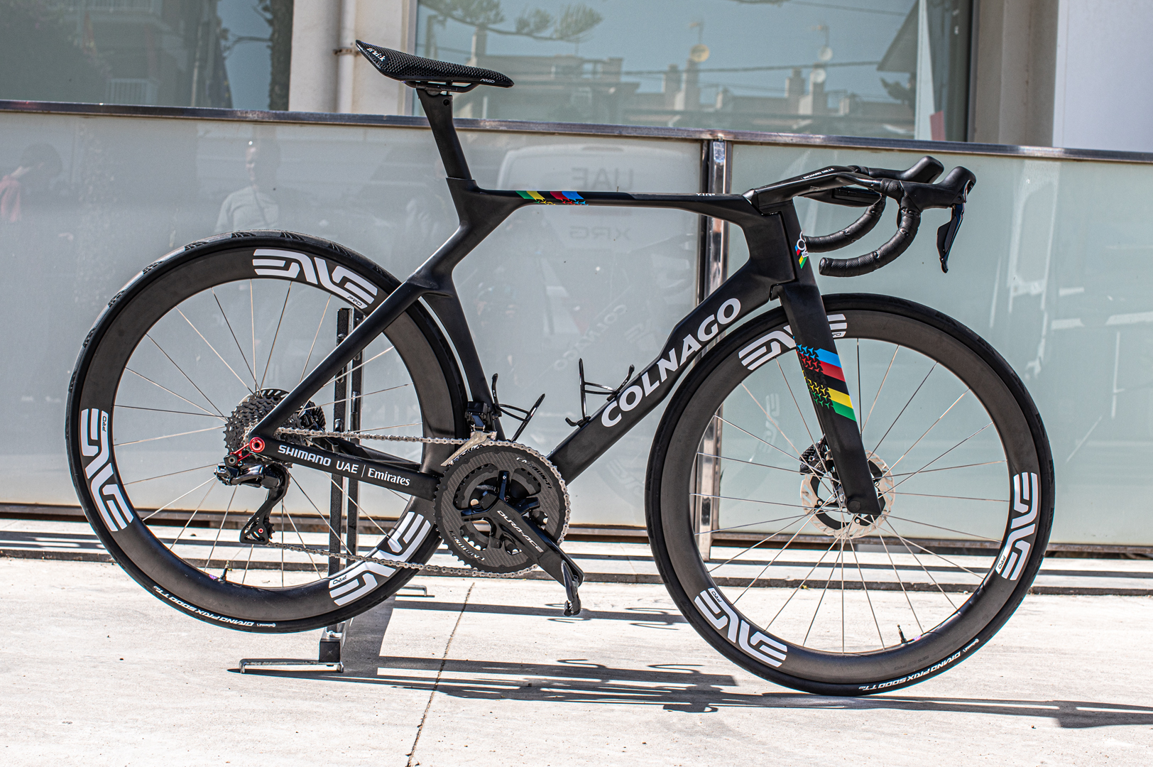 Tadej Poga&amp;#269;ar one-of-one Colnago Y1Rs on a stand