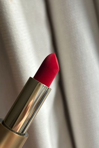 Lisa Eldridge True Velvet Lip Colour in Velvet Ribbon