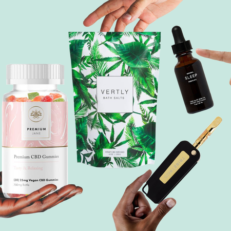 Product, Green, Beauty, Skin, Hand, Finger, Bottle, Brand, Liquid, Plant, 