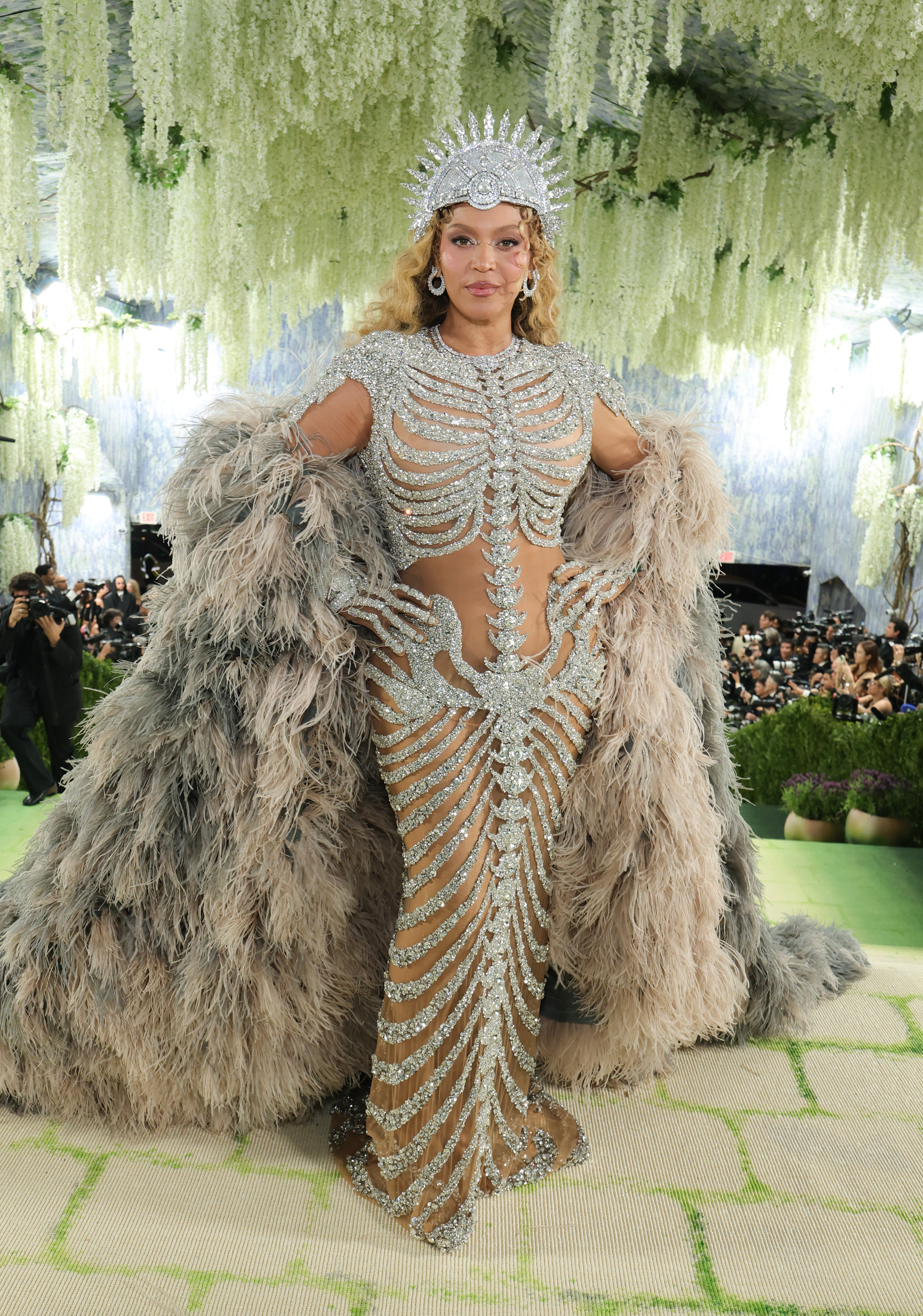 NEW YORK, NEW YORK - MAY 04: Beyonc&amp;eacute; attends the 2026 Met Gala celebrating "Costume Art" at the Metropolitan Museum of Art on May 04, 2026 in New York City.