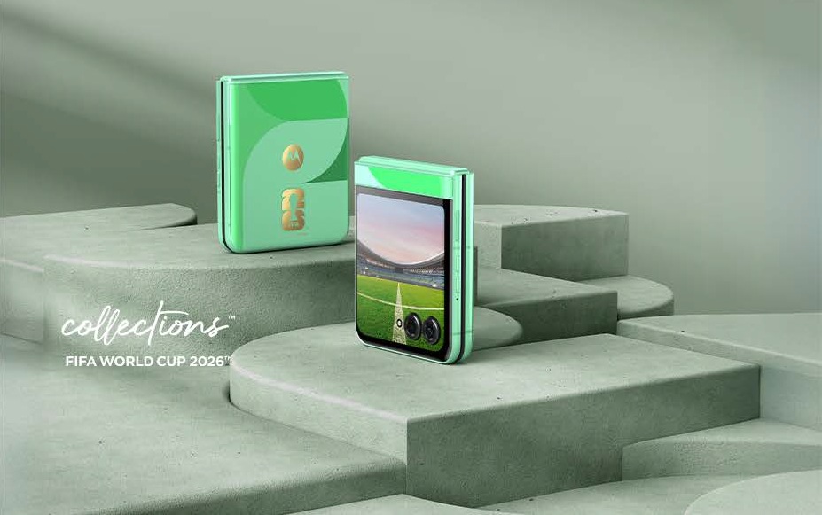 green rear panel of the Razr FIFA World Cup 26 Edition