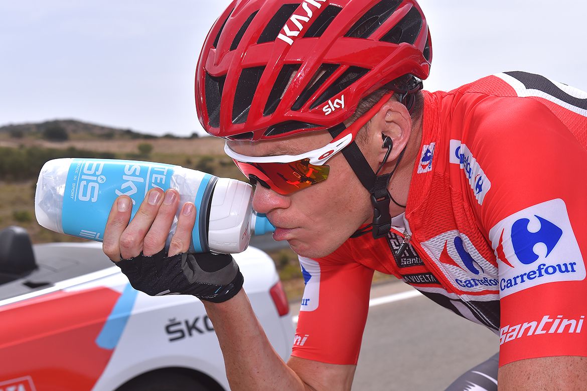 Chris Froome staying hydrated at the Vuelta a Espa&ntilde;a