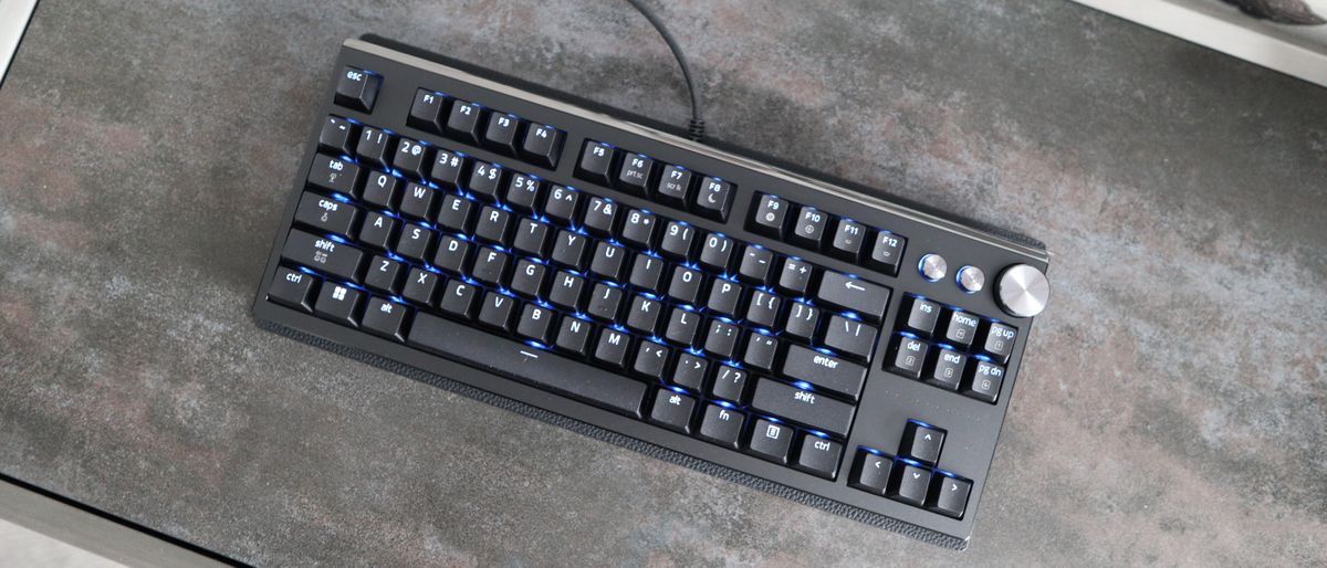 The $500 Razer Huntsman Signature Edition keyboard is completely over-the-top... in all the right places