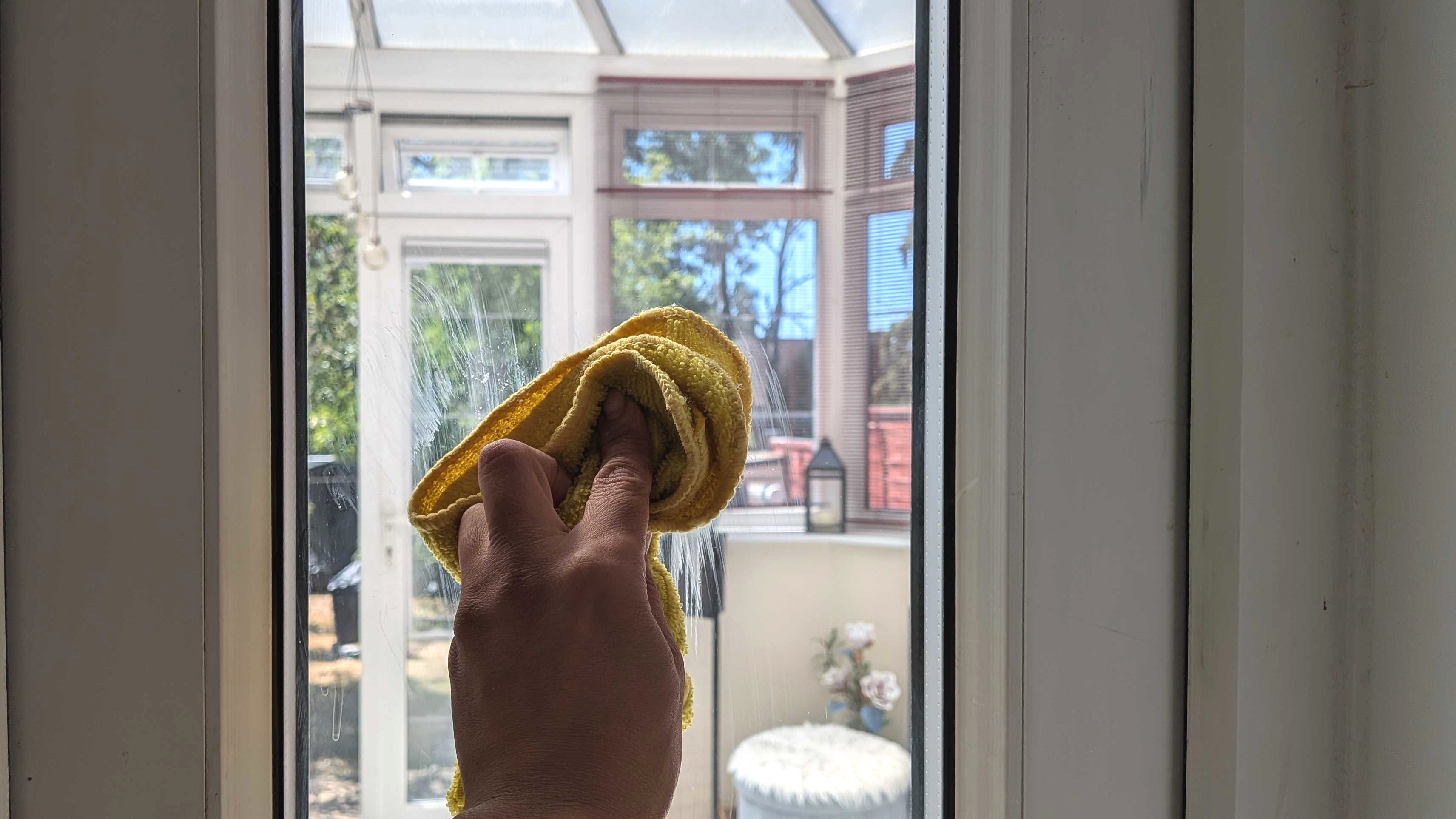 Cleaning patio glass door