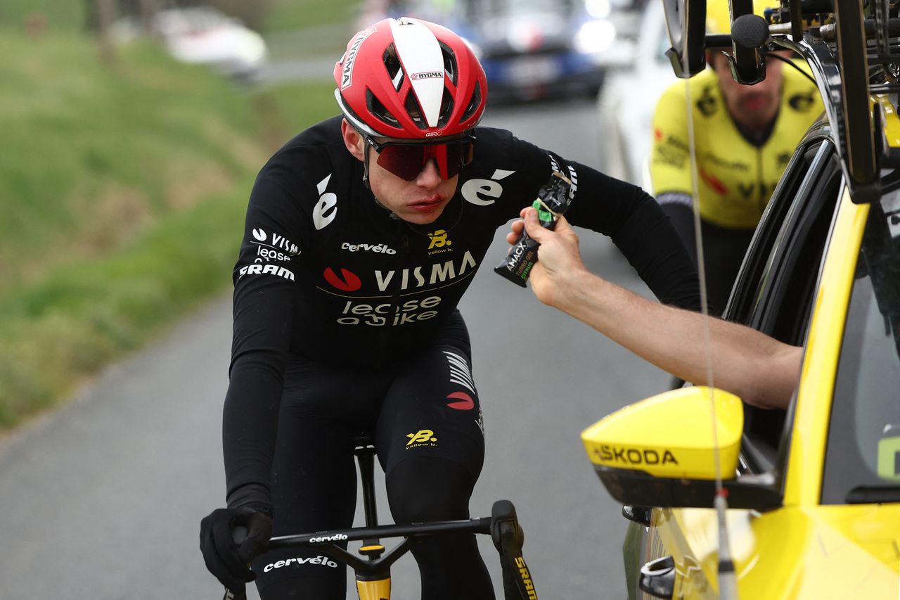 Jonas Vingegaard in black at Paris-Nice