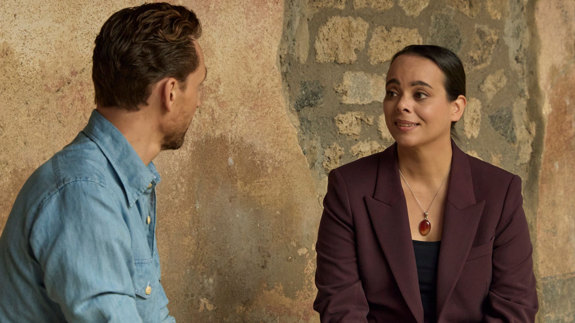 Tom Hiddleston talks to Dr. Sarita Robinson