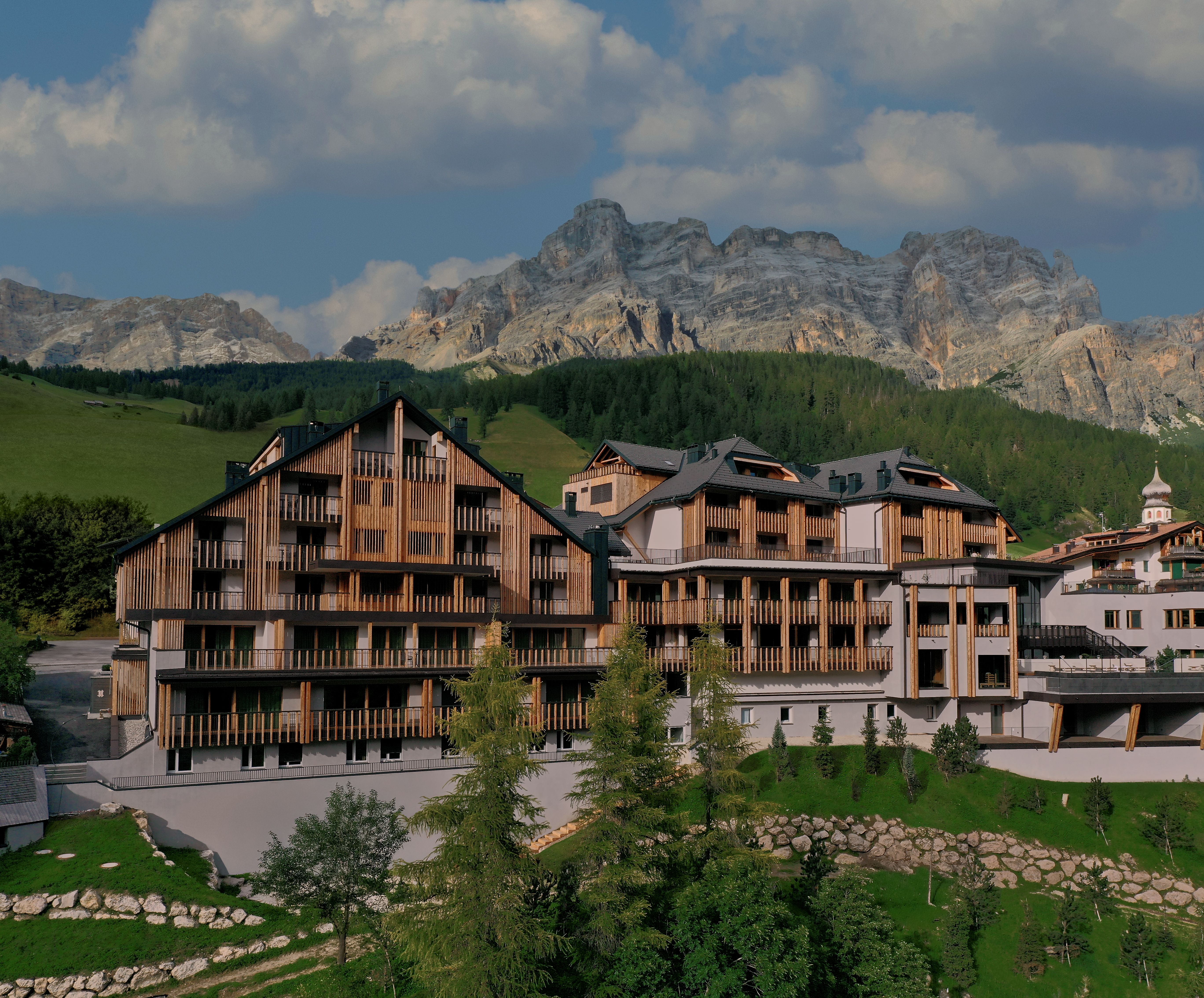 aman rosa alpina review