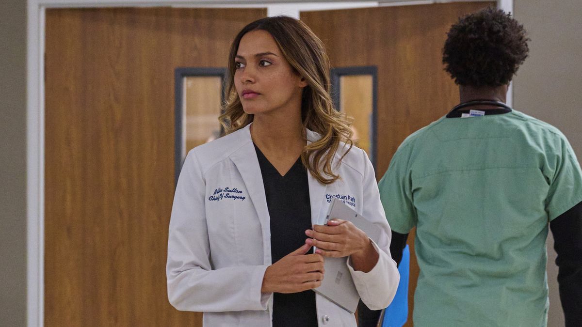 Jessica Lucas on The Resident