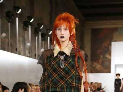 Maison Margiela David Bowie Inspired Make Up Catwalk Paris SS16
