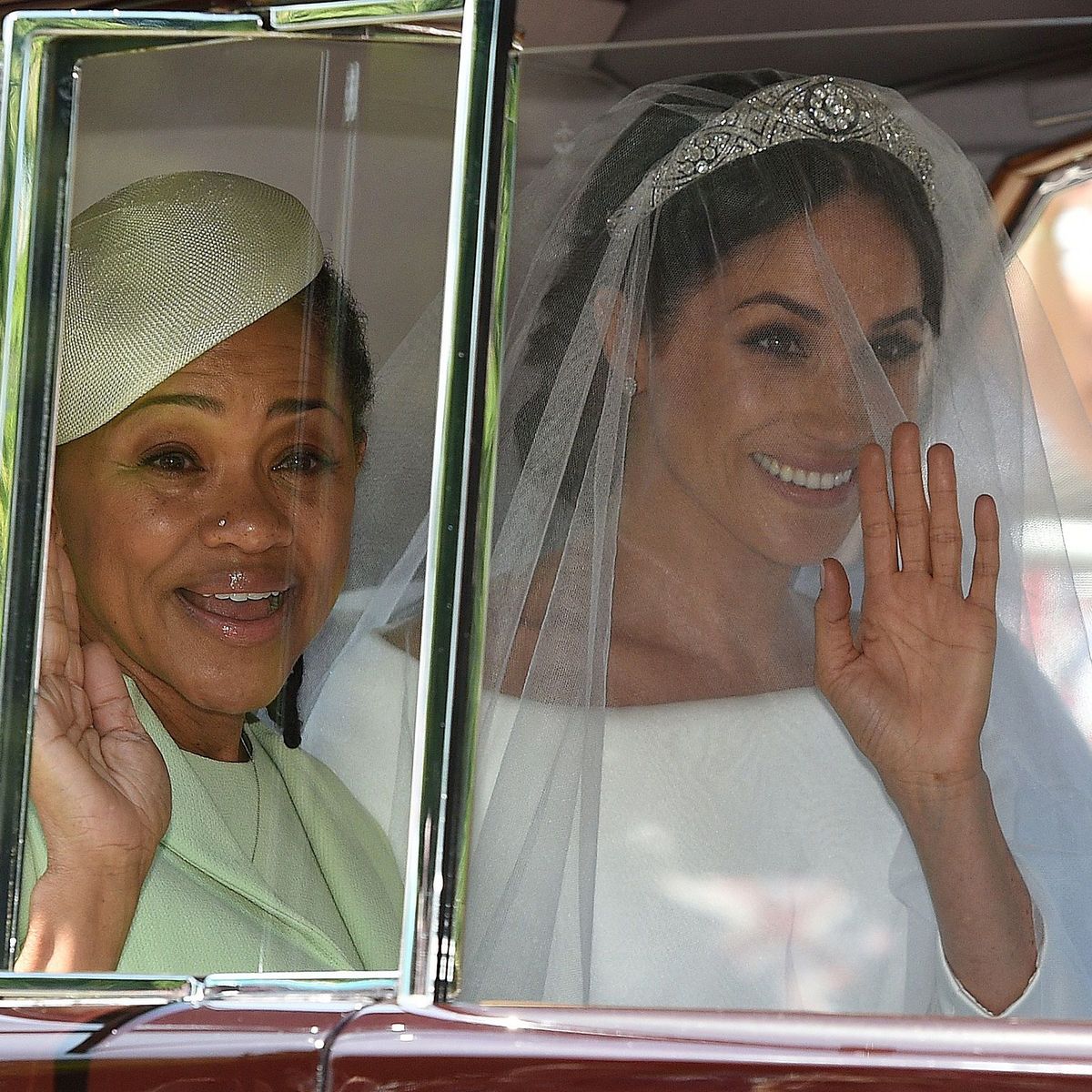 Meghan Markle s Mom Doria Ragland Looked Stunning in Green at