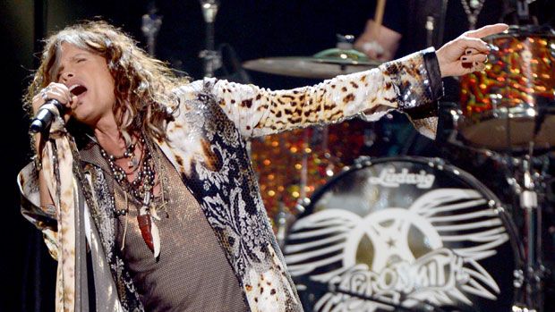 Aerosmith&amp;#039;s Steven Tyler performs on stage