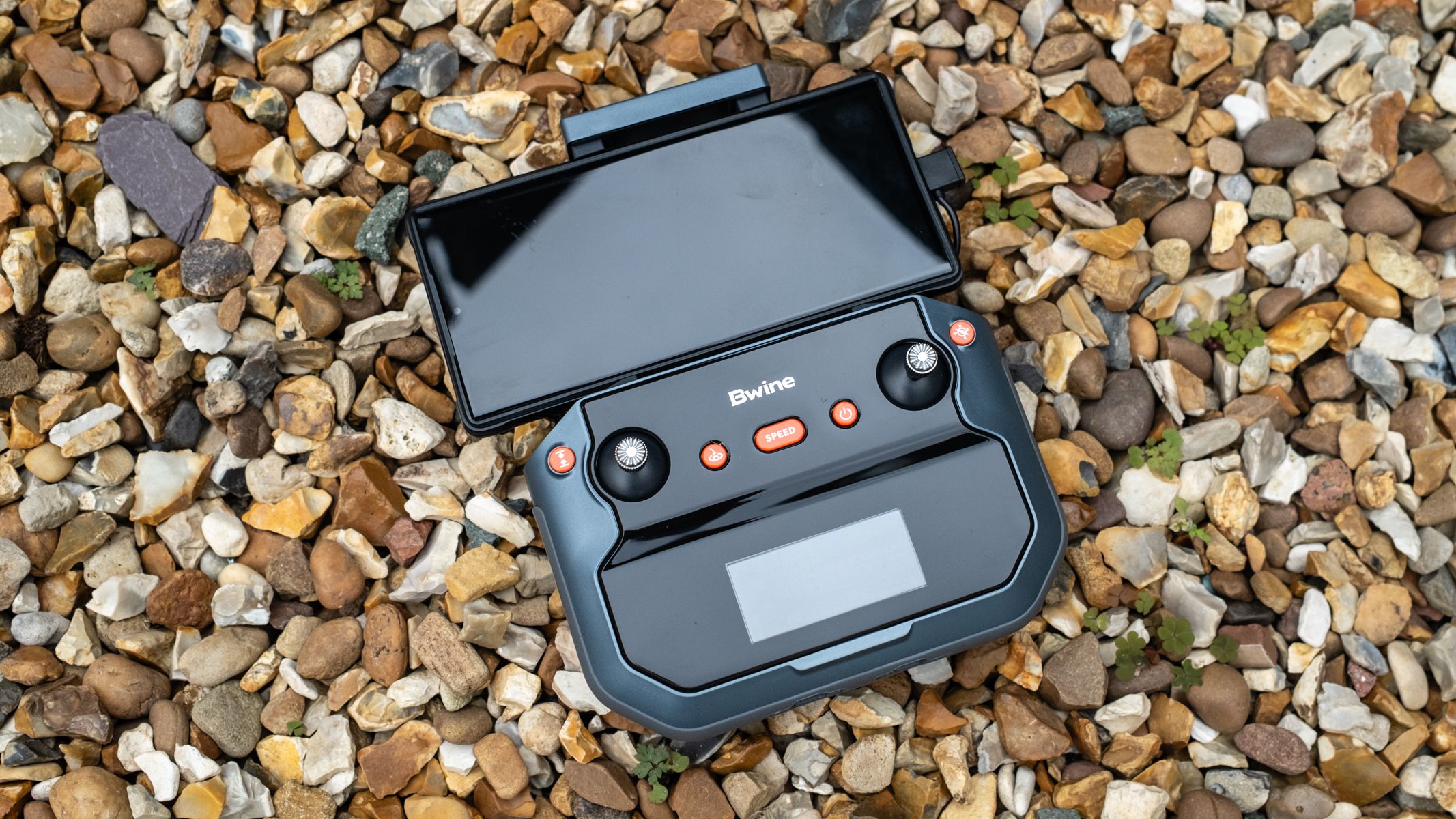 Bwine F7GIM controller with a smartphone attached