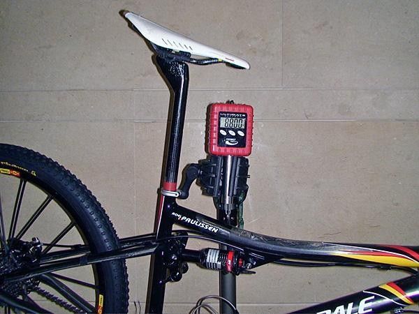 Cannondale Olympic-edition Scalpels are ultralight at sub-9kg.