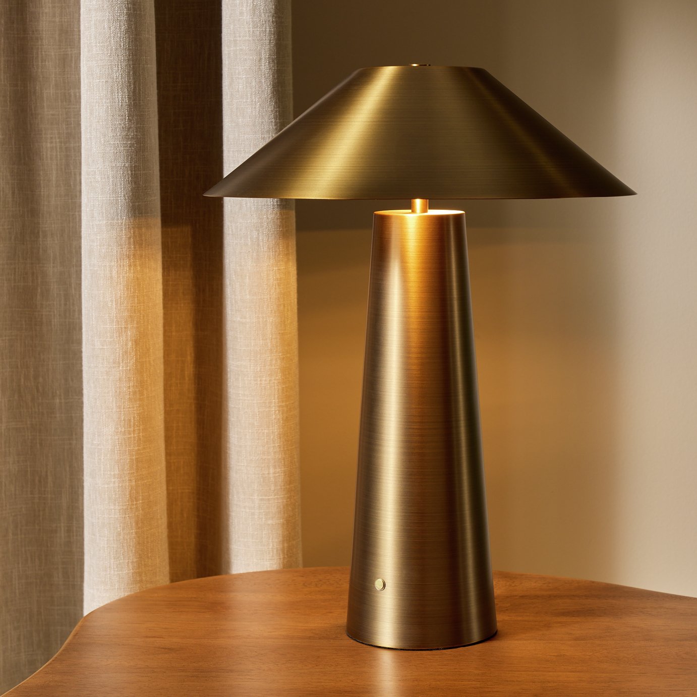 Habitat Darley Metal Table Lamp - Brass