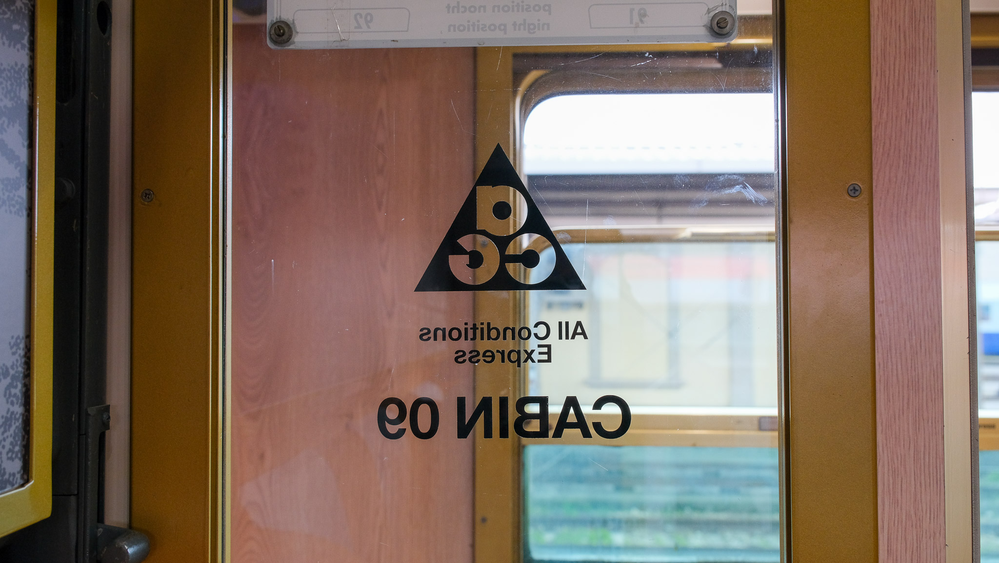 Nike All Conditions Express