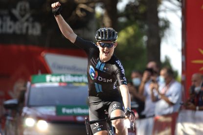 Michael Storer wins stage seven of the Vuelta a España 