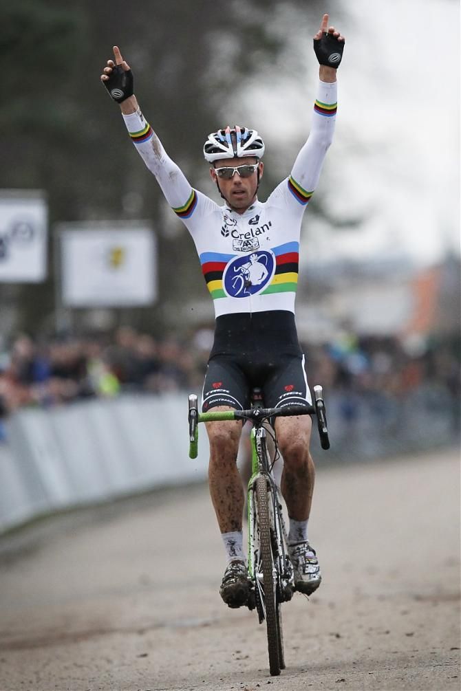 Sven Nys wins the Soudal Cyclo-cross race.