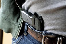 Concealed carry applications up, crime down in Chicago