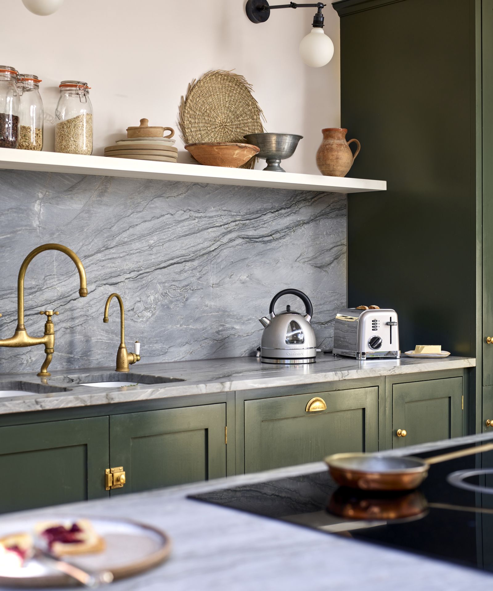 How to descale a kettle with or without vinegar Real Homes