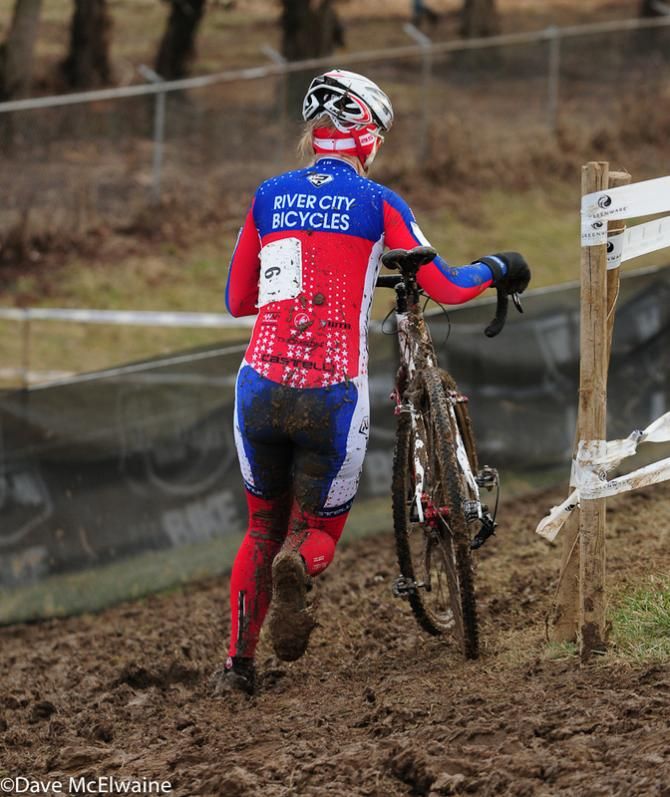 Sue Butler (USA) running an off-camber section