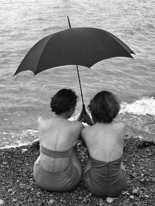Umbrella, Photograph, Mammal, Style, Summer, Back, People in nature, Monochrome photography, Black-and-white, Black,