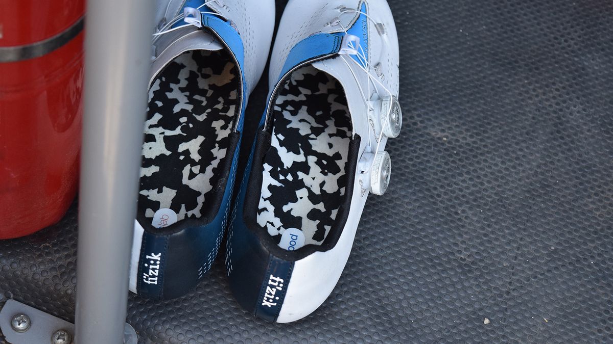 Custom inner soles for a Movistar rider