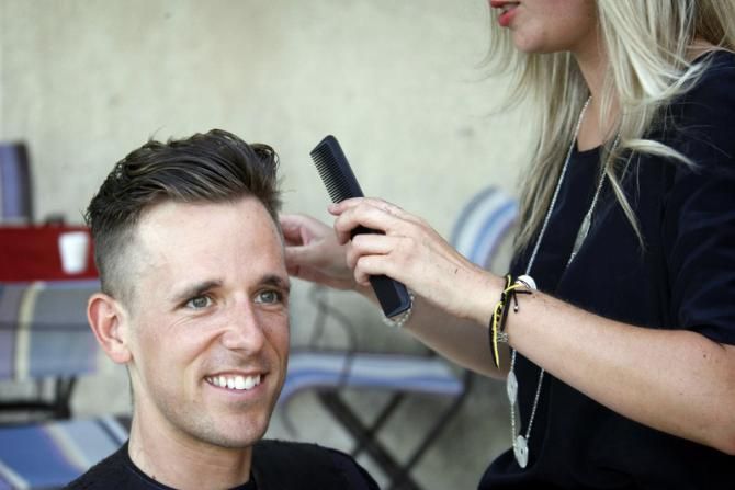 The finishing touches get put on Koen de Kort's new haircut.