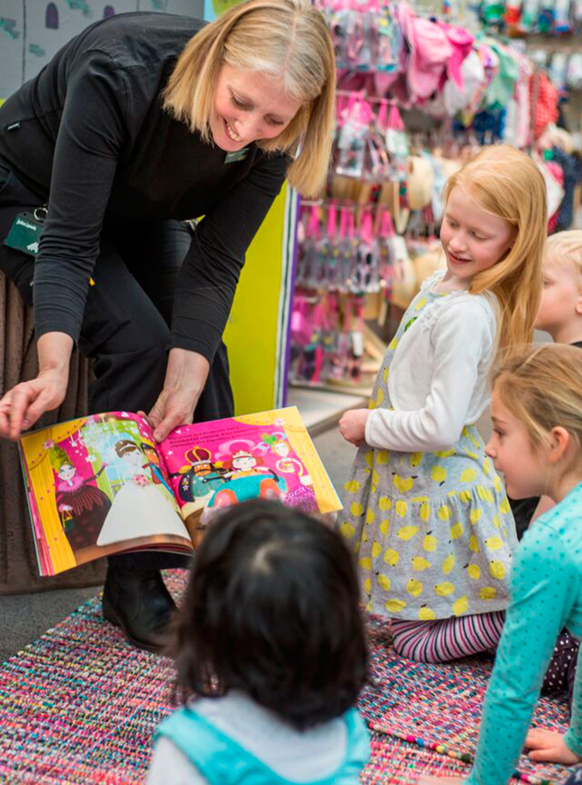 Days Out With The Kids: 'Thumbs Up It's Thursday'
