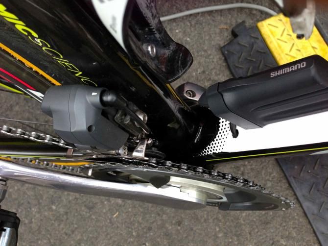 Scott Foil's feature a neat integrated chain guide on the seat tube