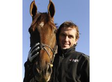 AP McCoy hits 4,000 winners