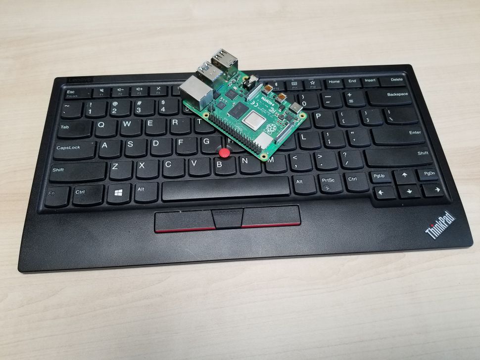 Lenovo ThinkPad TrackPoint Keyboard II Review: Great for Raspberry Pi ...